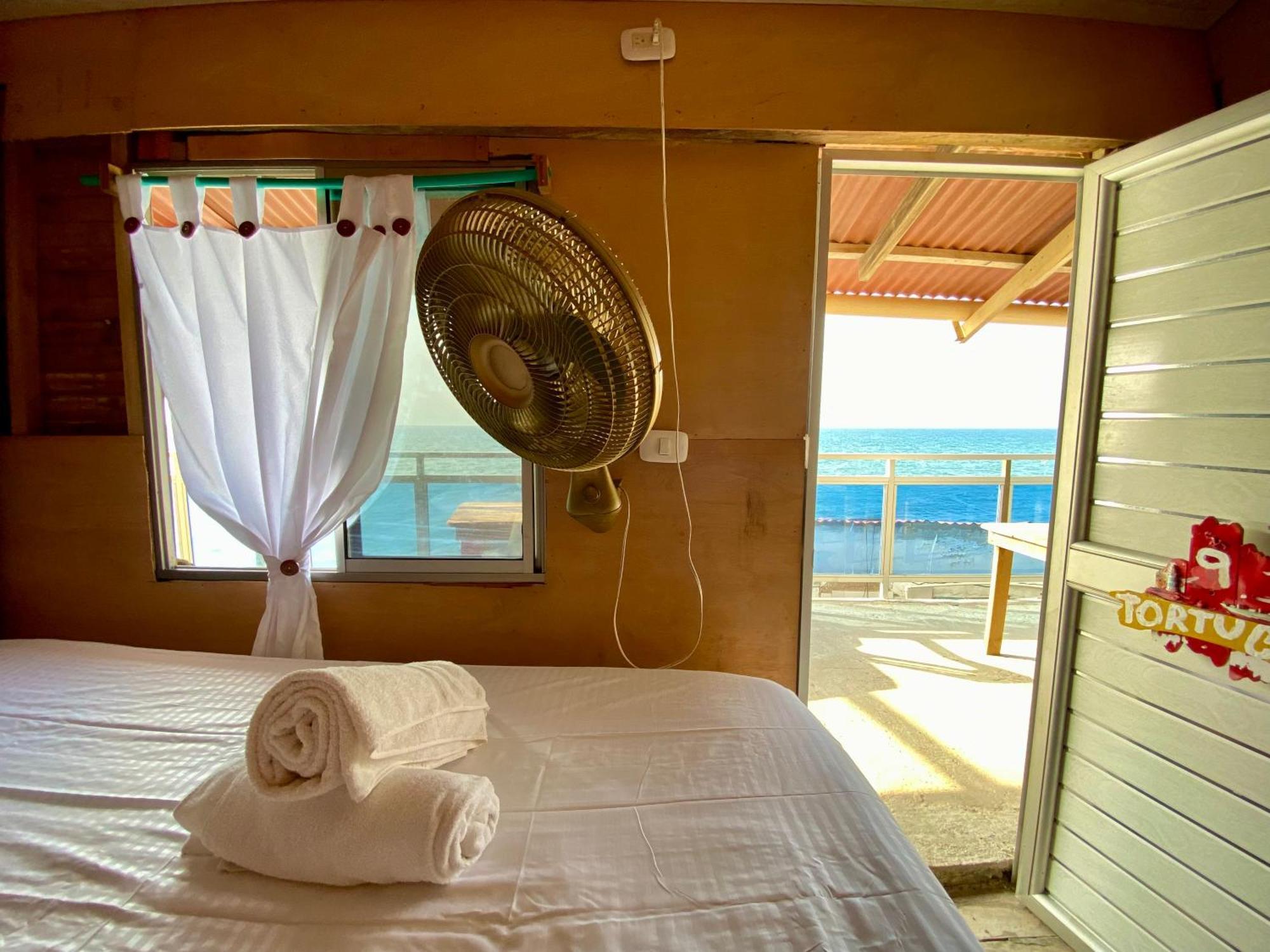 Eco Hostal Estrella De Mar 이슬라 무쿠라 외부 사진