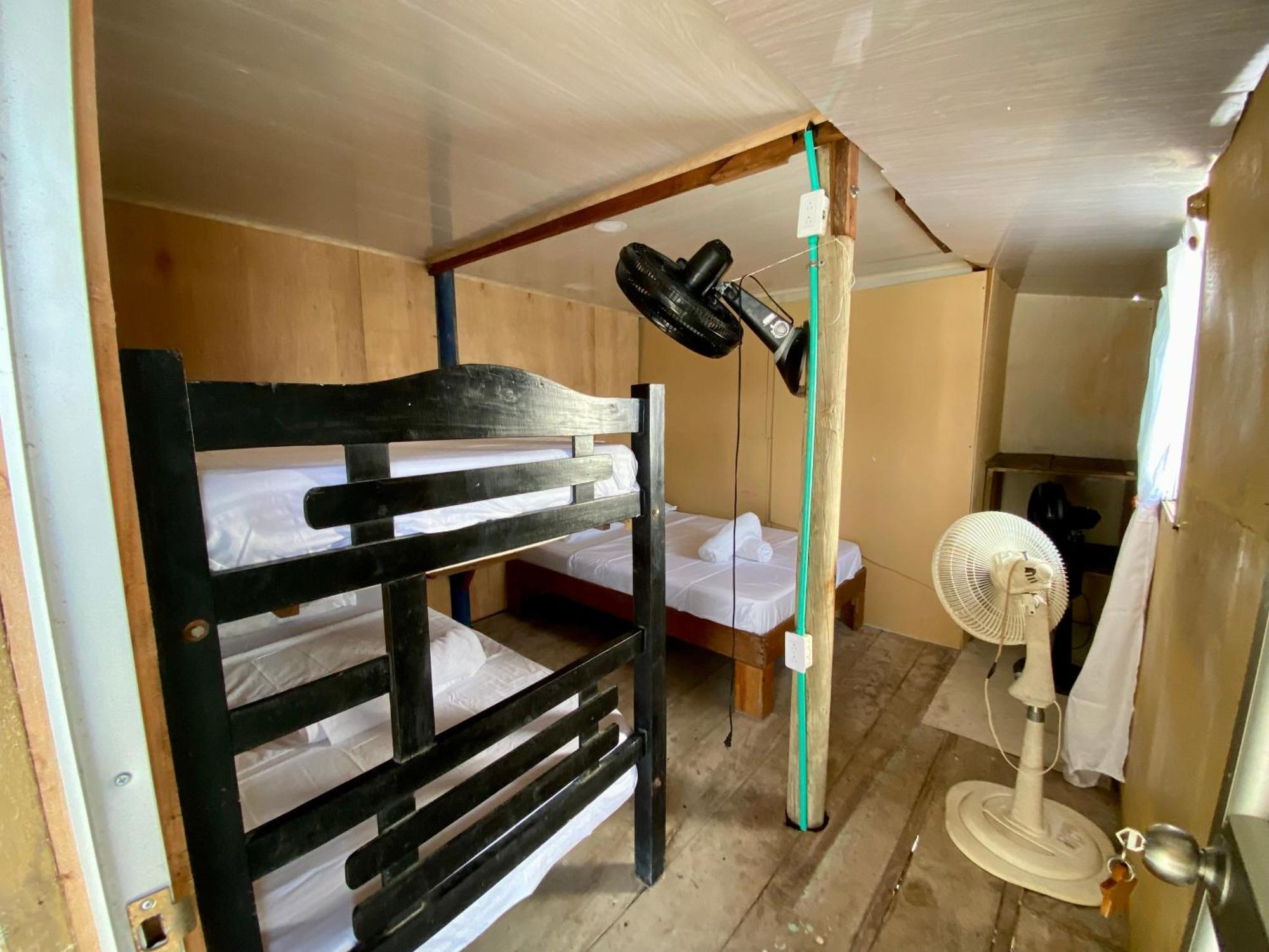 Eco Hostal Estrella De Mar 이슬라 무쿠라 외부 사진