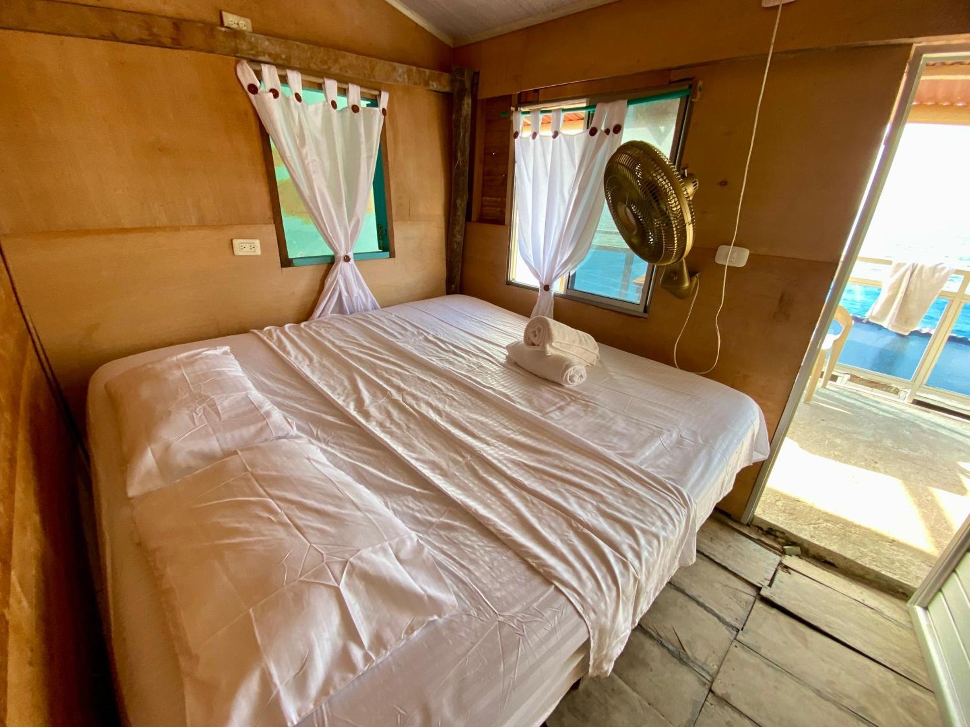 Eco Hostal Estrella De Mar 이슬라 무쿠라 외부 사진